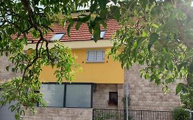 Villa Lili